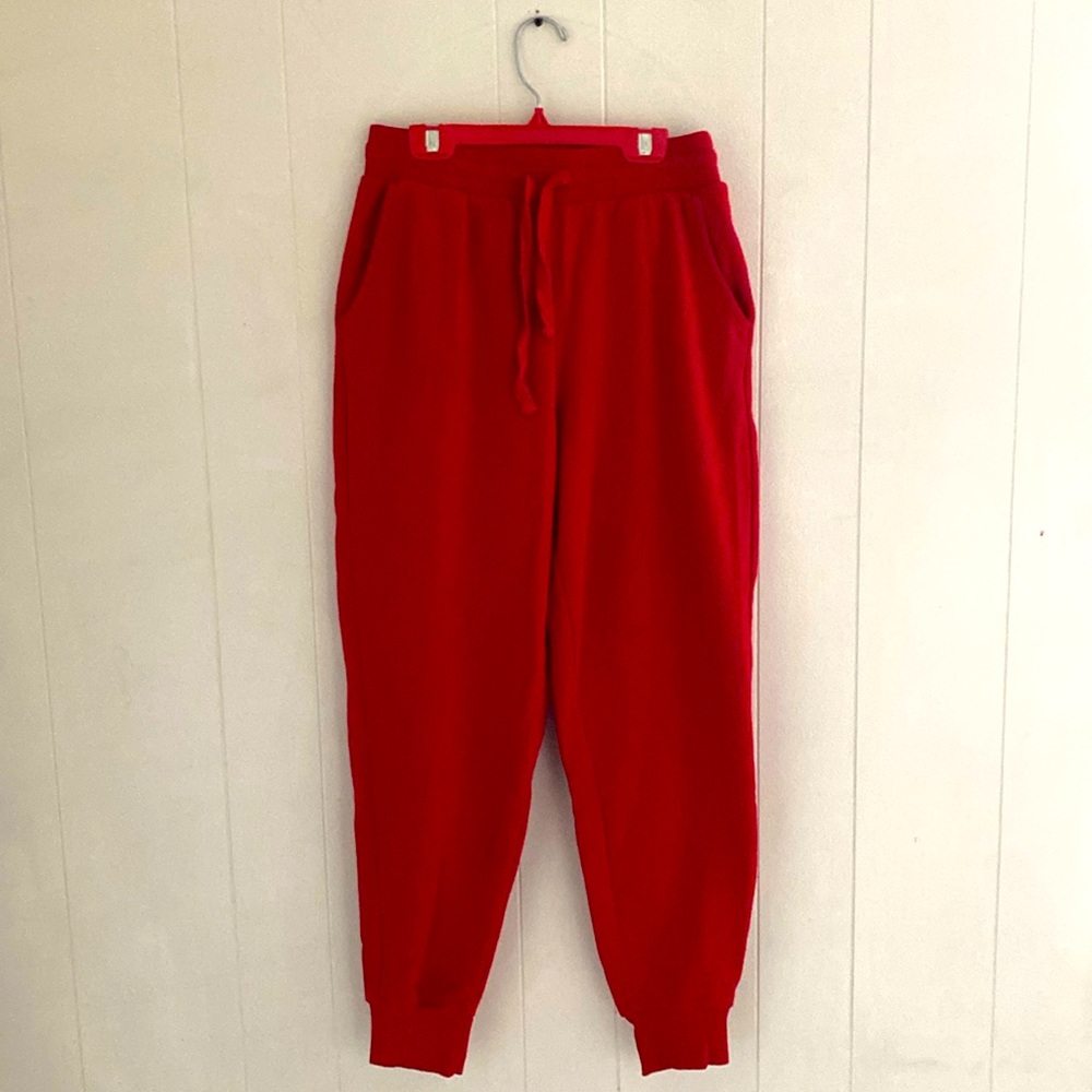 Red, stretchy, drawstring sweatpants